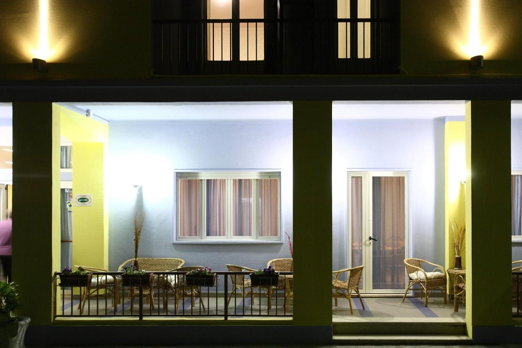 Hotel Miramare Marotta Bagian luar foto